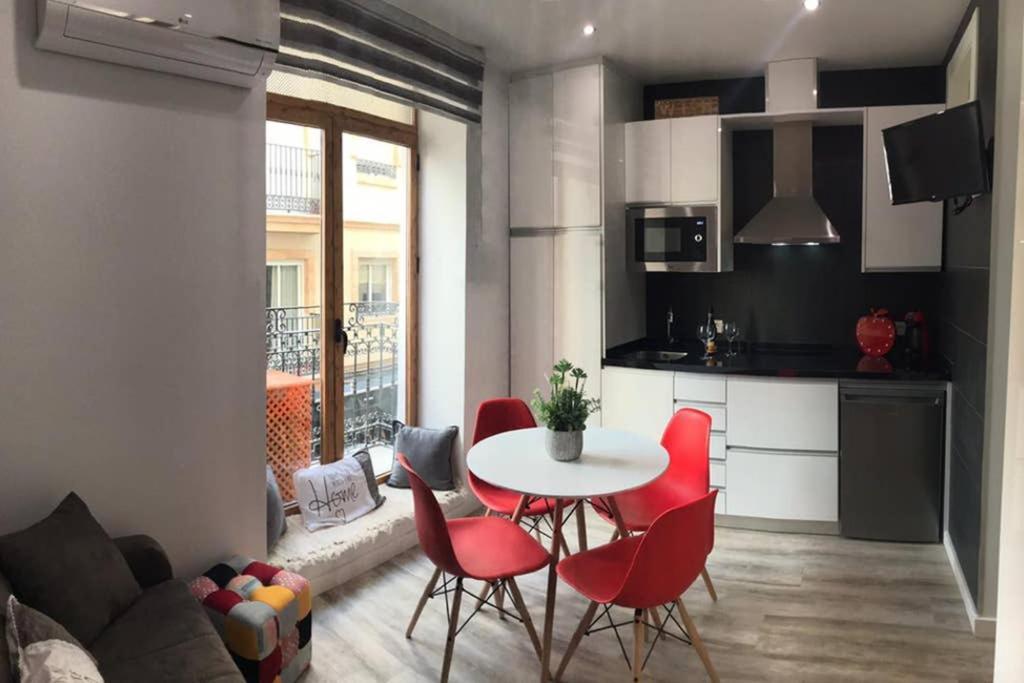Apartamento de diseño céntrico a 5 min de playa  Alicante Esterno foto