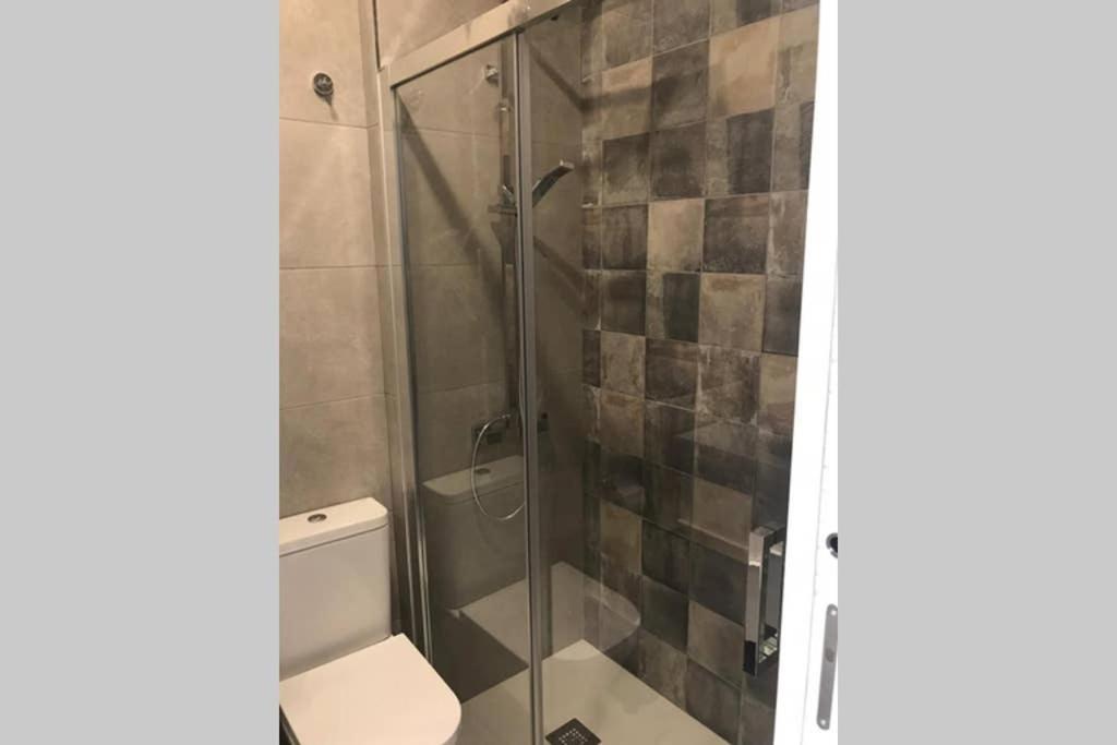 Apartamento de diseño céntrico a 5 min de playa  Alicante Esterno foto