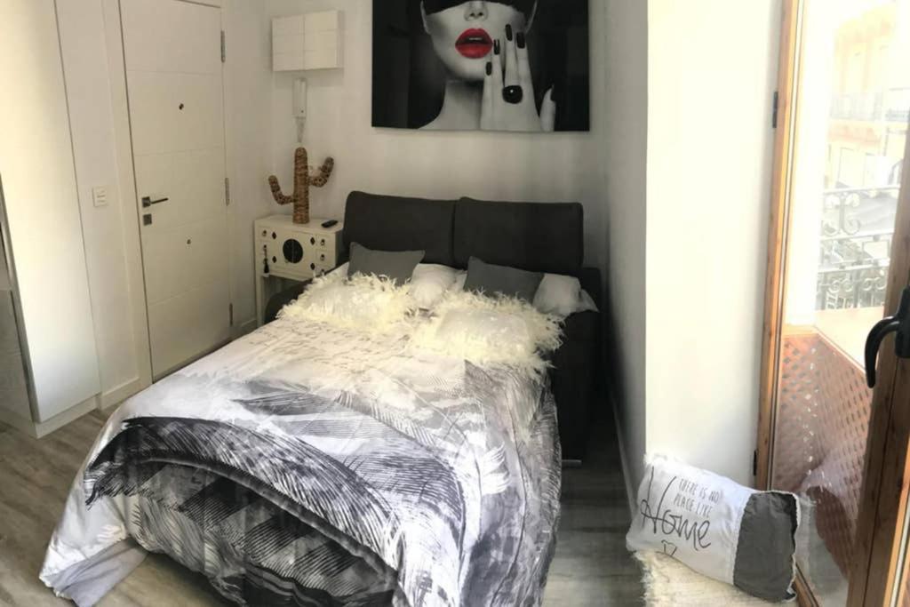 Apartamento de diseño céntrico a 5 min de playa  Alicante Esterno foto