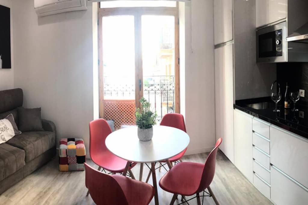 Apartamento de diseño céntrico a 5 min de playa  Alicante Esterno foto